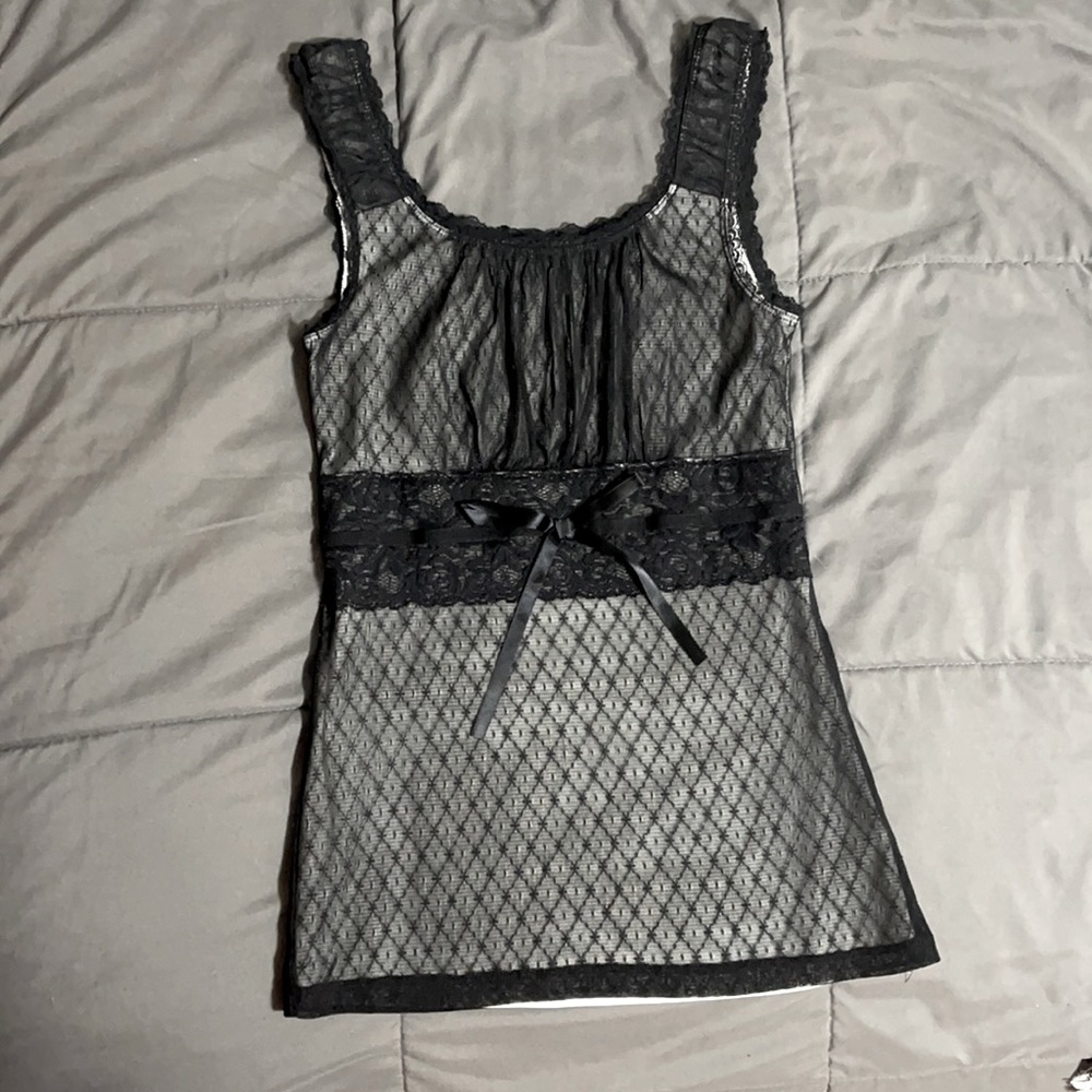 Maurices size small, black lace sleeveless shirt.